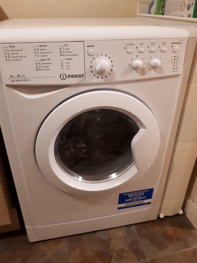 Central & Stylish 3 Bedroom, 2 Bath, Free Parking Edinburgh Eksteriør billede