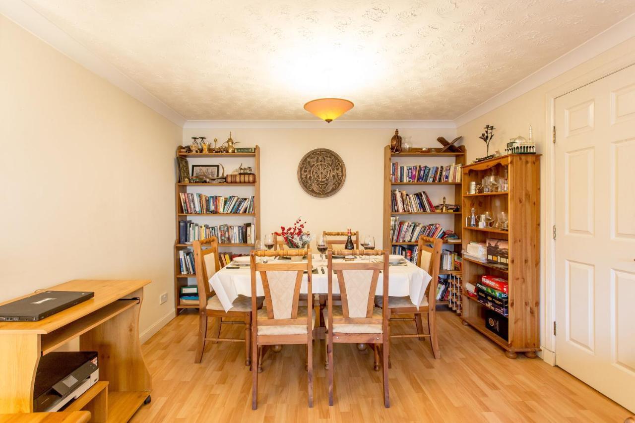 Central & Stylish 3 Bedroom, 2 Bath, Free Parking Edinburgh Eksteriør billede